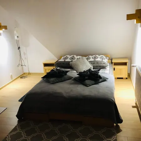 Krokiew Apartment *